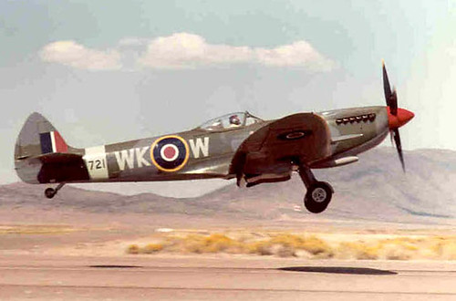Spitfire landing at Reno | Bill Larkins | Flickr