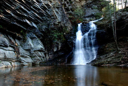 nc waterfalls hangingrock lowercascade