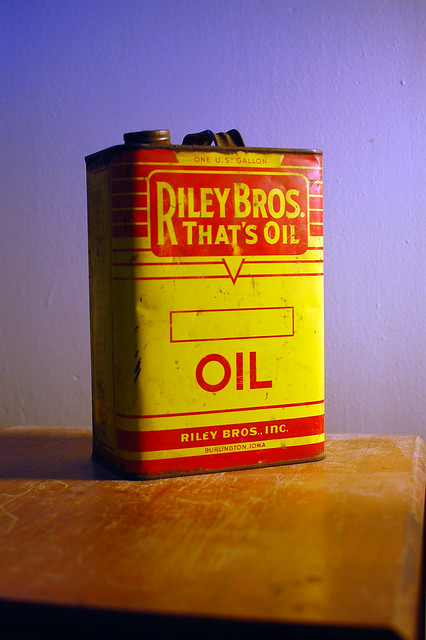 Riley Bros Oil Can 001
