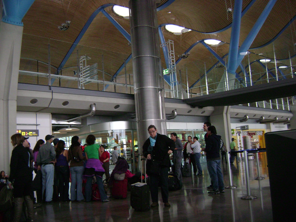 Aeropuerto de Barajas 2011, Madrid, España/Barajas Airport, Spain - www.meEncantaViajar.com