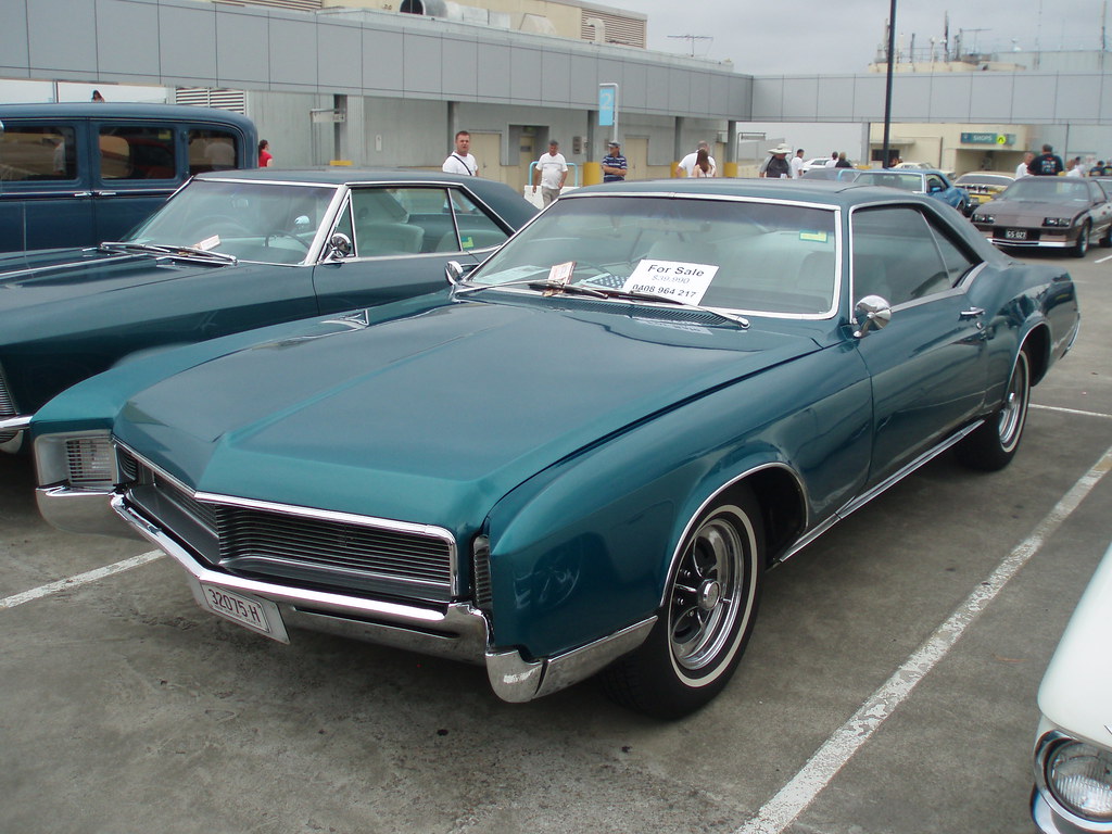 Image of 1966 Buick Riviera coupe