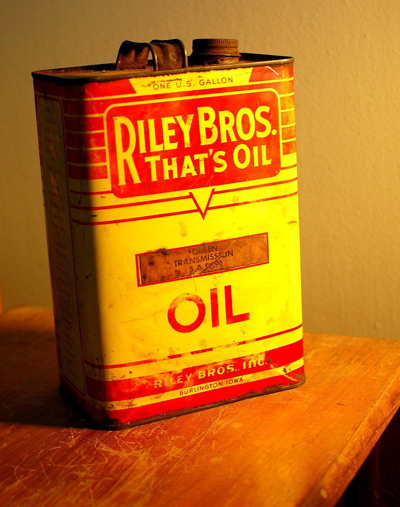 Riley Bros Oil Can 003