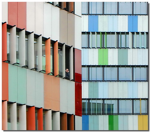 windows man milan colors lines architecture modern alone view pov milano pointofview solo looks colori architettura moderno stefano finestre geometrie appeared linee geometries affacciato nespyxel stefanoscarselli arlequinbuilding