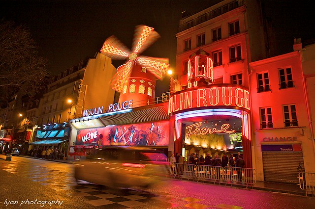 Moulin Rouge - Paris | LinkedIn | Twitter | Facebook | Blog | lyon ...