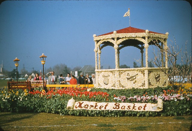 #02 - Market Basket Float - 1958 Tournament of Roses Parade