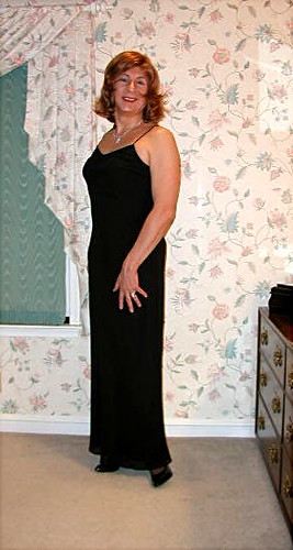 P1010127 | Another black gown | Ashley Marlow | Flickr