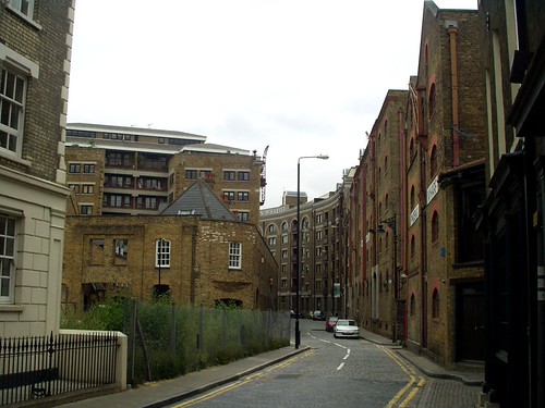 Wapping | by JonCombe