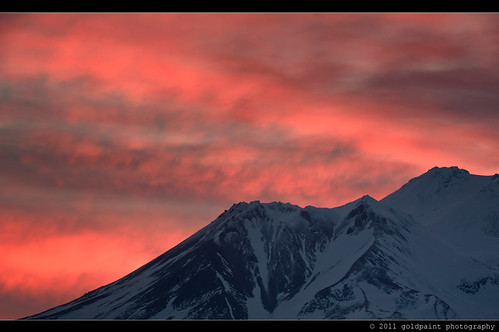 morning pink mountain snow sunrise glacier polarizer mountshasta frontpage shastina explored 70200mmf28 d700 goldpaintphotography