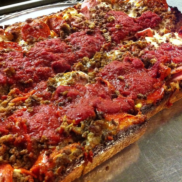 #barryspizza #meatza #pizza #delicious #sicilian #deepdish
