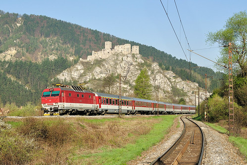 train ic zug slovensko slovakia railways intercity vlak strečno zssk železniční ic501 společnost