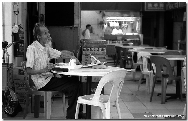 Uncle at Coffee shop - Jalan Besar - Singapore