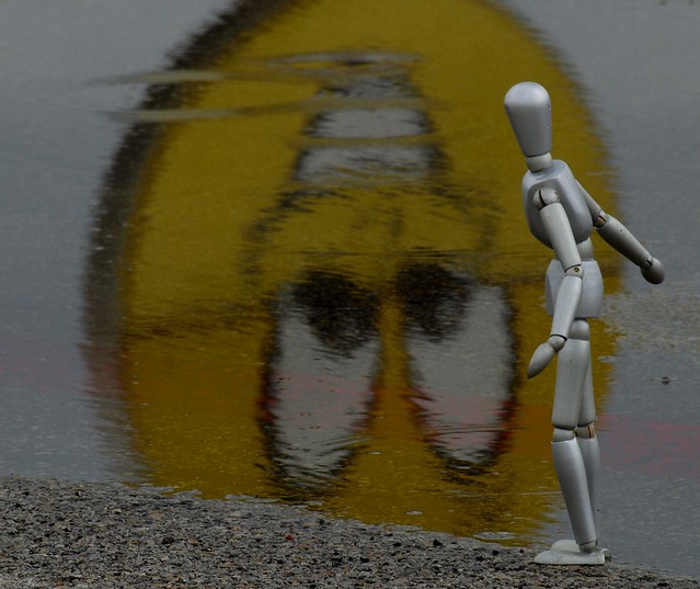 2012-106-366 .. Amdy meets Mr Smiley Face in Saginaw Texas.