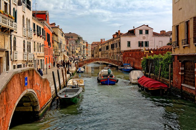 Venice : View from Ponte dei l'Aseo  ( Italian Ponte dell'Aseo )