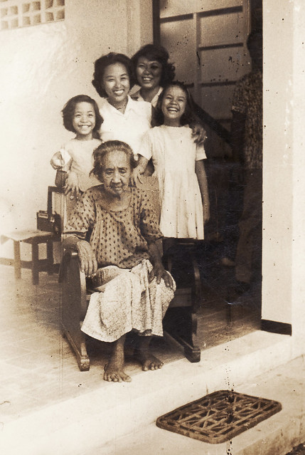 Family group, Eva at left.