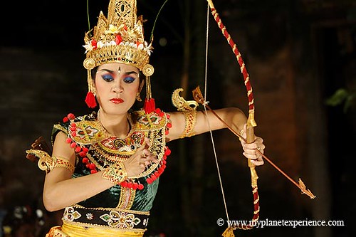Bali experience : Legong dancer | by My Planet Experience