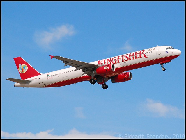 Kingfisher Airbus A321 (VT-KFY) take off