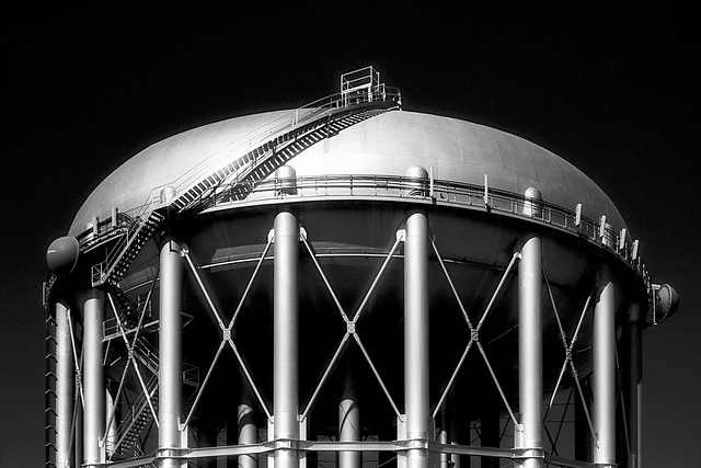 water tower. freeport, ca. 1999.