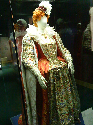 Costume for role of Elizabeth I | Globe theatre | Katy Stoddard | Flickr