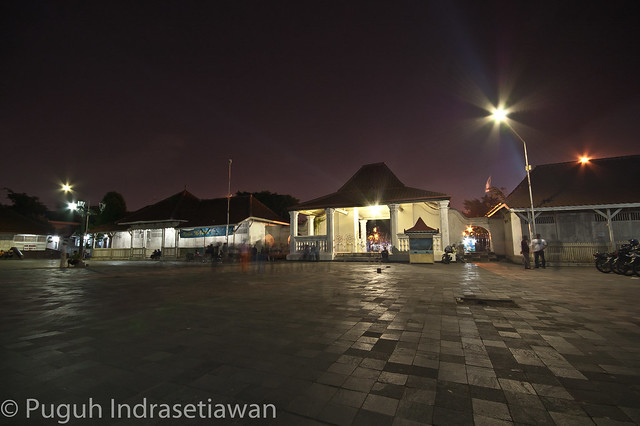 the yard of Masjid Agung (Great Mosque) at Alun-alun