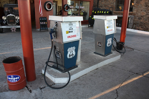 route 66 oil | by gigarimini (busy on/off)