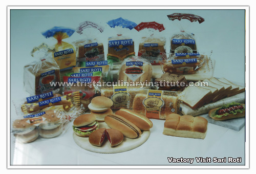 Produk-produk dari pabrik Sari Roti | Bagi Anda yang bermina… | Flickr
