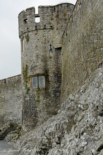ireland castle tipperary cahircastle sewerdoc ©jaredfein