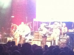 Jon Scofield back out for "Mountain Jam" - Allman Brothers Band at the Beacon Theatre
