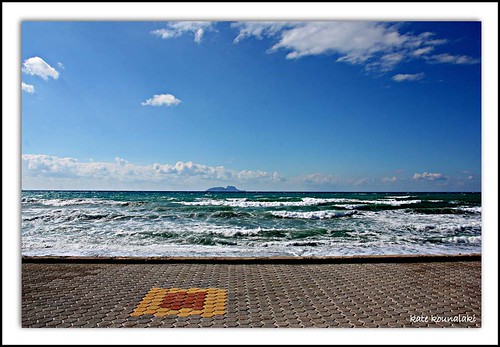 Kokkinos Pyrgos Beach