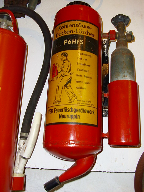 Kohlensäure Trocken-Feuerlöscher 1956, Kleines Museum