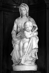 Madonna of Bruges, Michelangelo