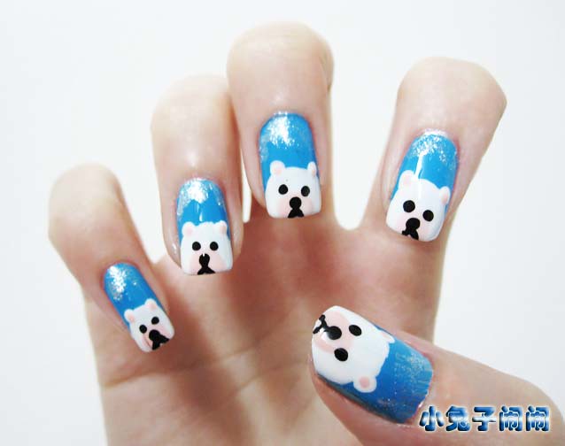 Grey and white nail design with teddy bears | Bears nails, Blush nails,  Basic nails