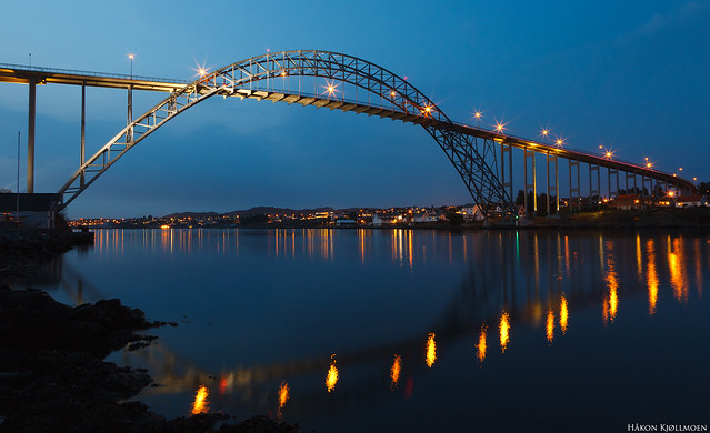 Evening at Karmsund bridge