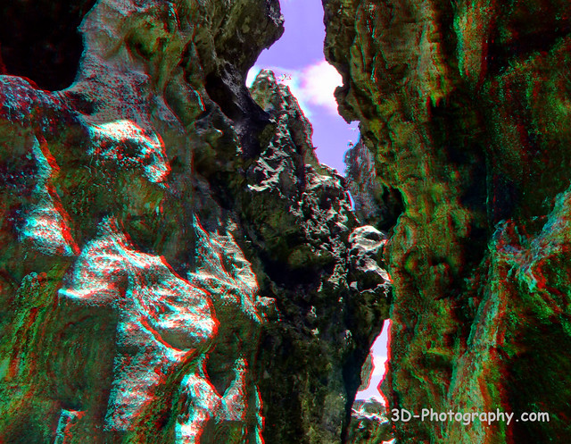 Looking up through Clipperton Rock - 3D Anaglyph