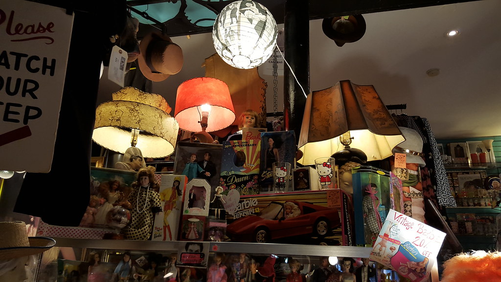 Visited an awesome vintage shop in New Hope, PA, yesterday… Flickr