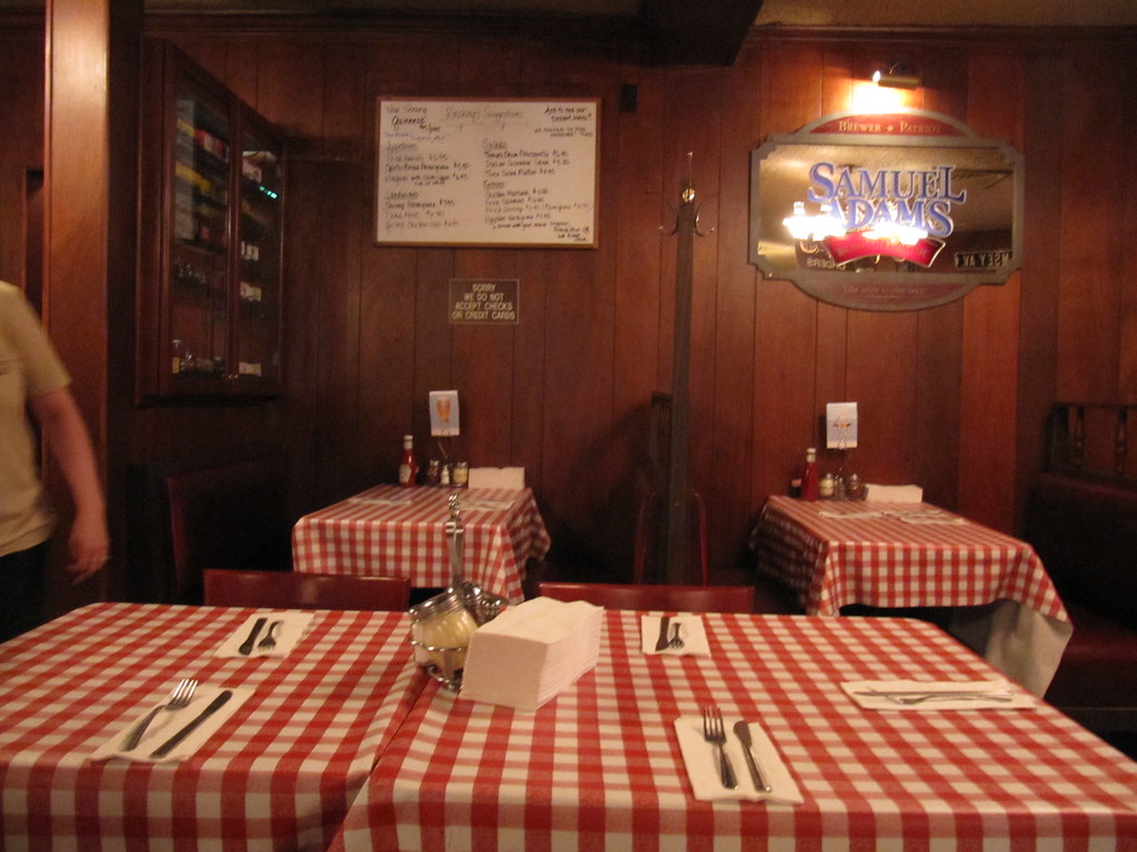 kinchley's tavern (10)