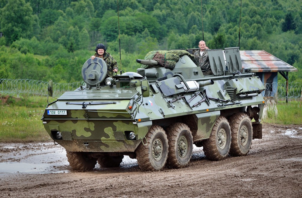 OT-64/R2 SKOT APC.