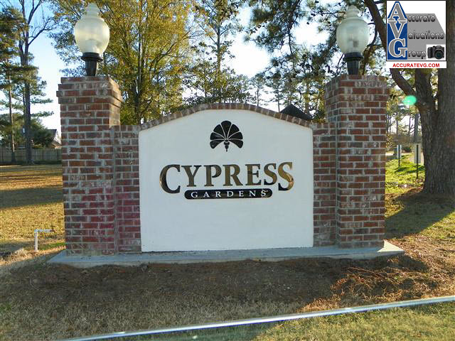 Cypress Gardens Subdivision Entrance Denham Springs LA 70726 (1)