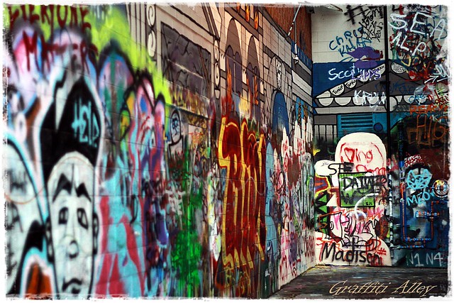 Graffiti Alley  [project365 day 244]