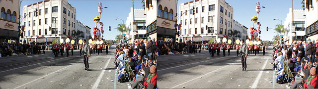 Approaching float in 3DHD Pasadena Rose Parade 2011