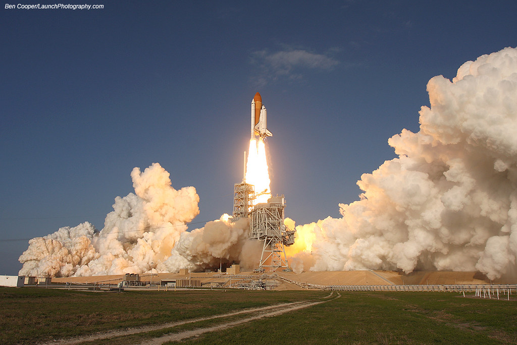 STS-133 Final Discovery launch | View more: www.launchphotog… | Flickr