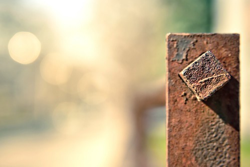 rusty railing by >TIM<