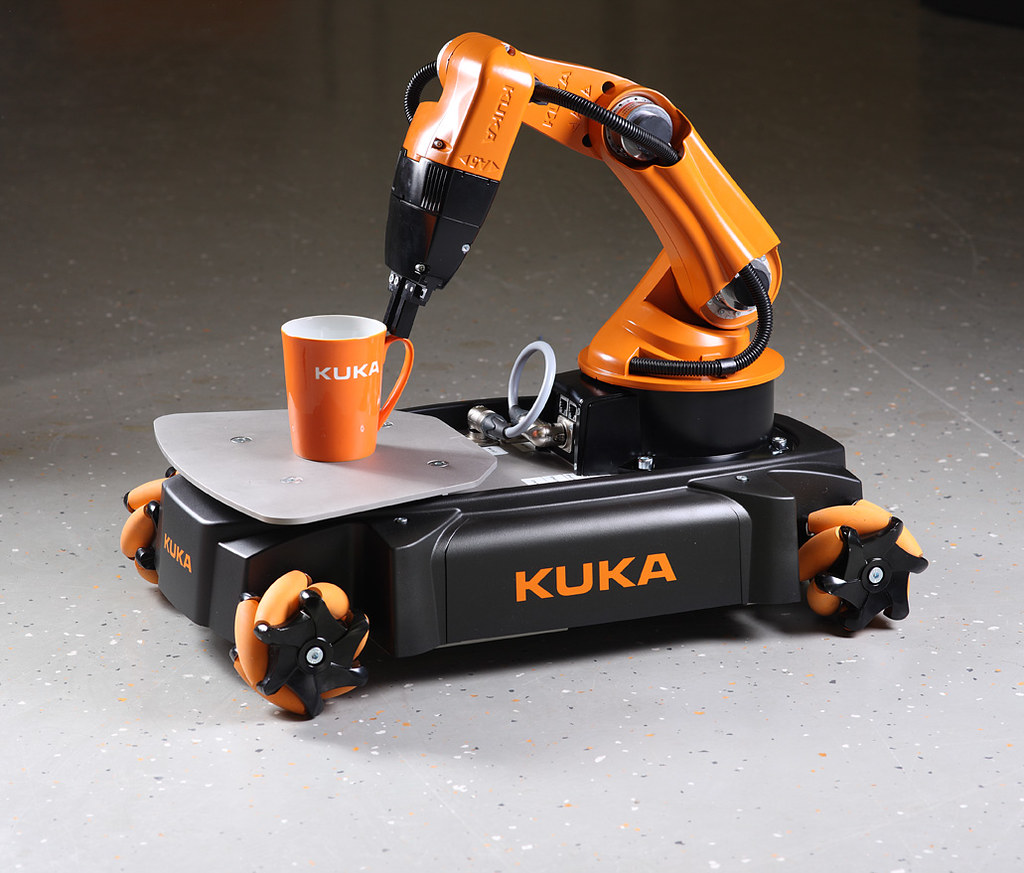Купить роборуку. Робот kuka YOUBOT. Промышленный робот манипулятор kuka. Kuka тележка роботизированная. Мобильные роботы–манипуляторы kuka YOUBOT.