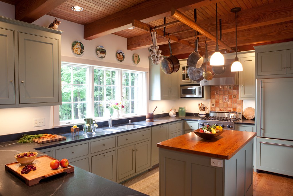 Early American Post Beam Kitchen Yankee Barn Homes Flickr