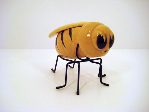 Vintage Ceramic Honey Bee | by reMIXedUP