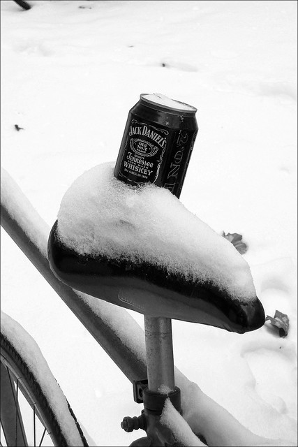 can on snow
