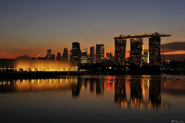 A sunset view of Marina Bay Sands Hotel