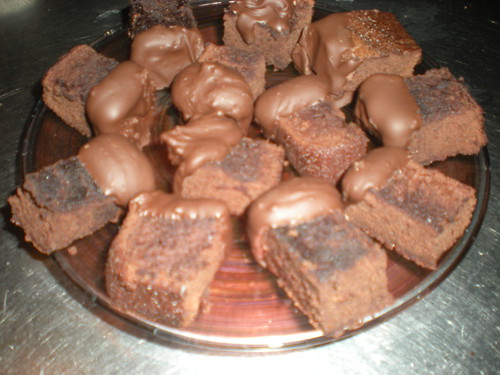 Chocolate-dipped Brownies | by So Kawaii
