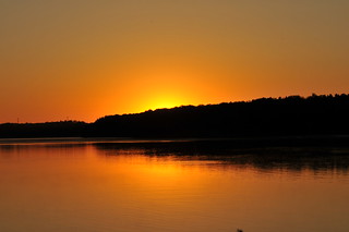 Sunrise at Pierce Lake