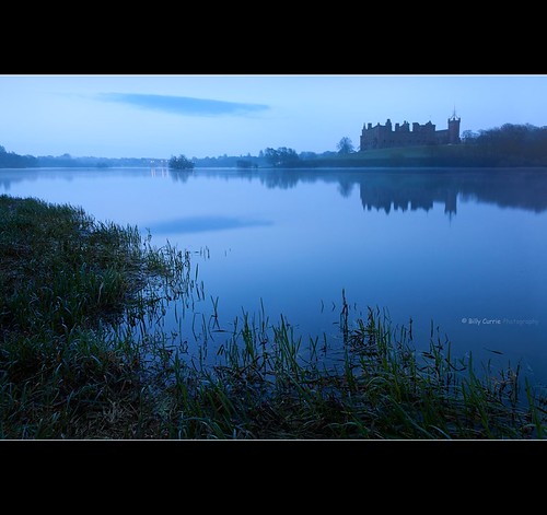 Linlithgow Palace by Billy Currie