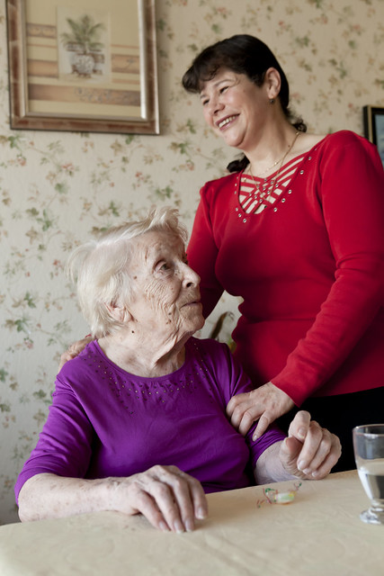 Caregivers for the elderly (06) - 11Apr11, Villiers-sur-Marne (France)